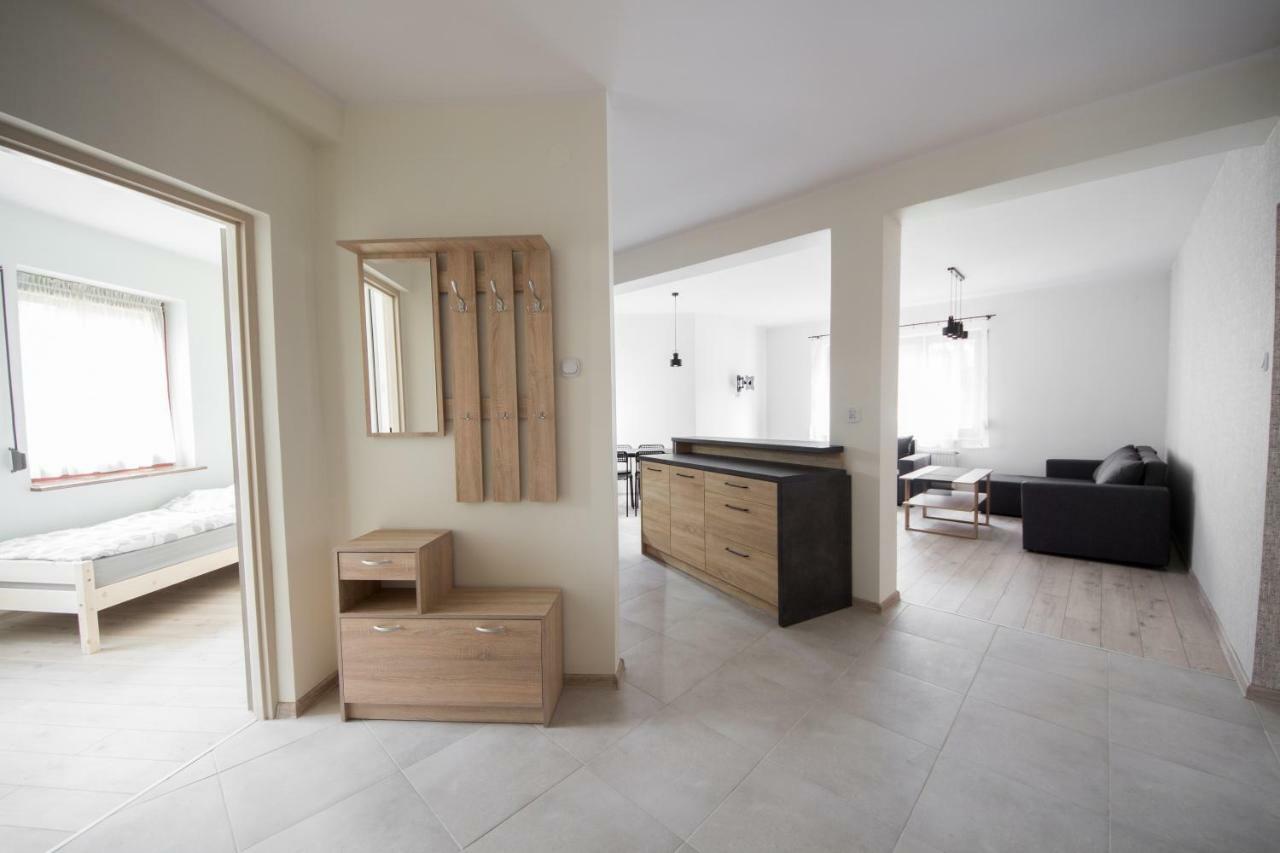 Apartament Zebcowska オストルフ・ビエルコポルスキ エクステリア 写真
