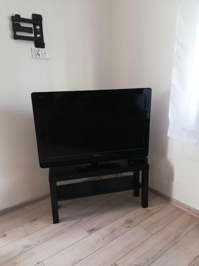 Apartament Zebcowska オストルフ・ビエルコポルスキ エクステリア 写真
